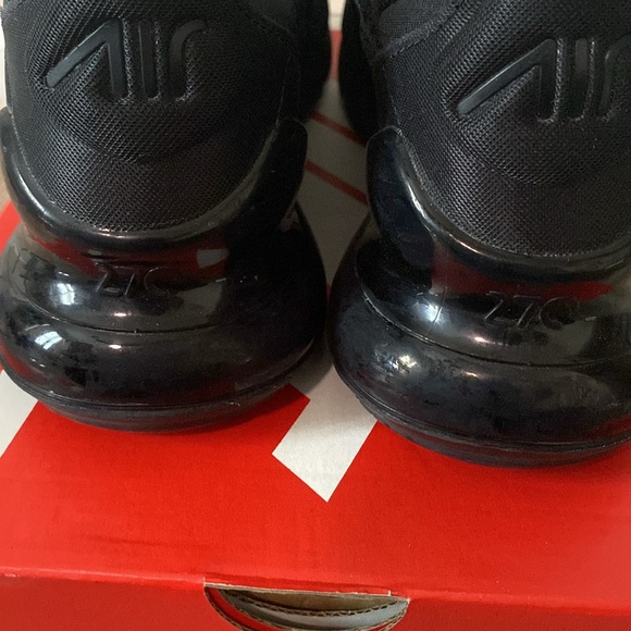 Air Max 270 Black - Picture 4 of 8